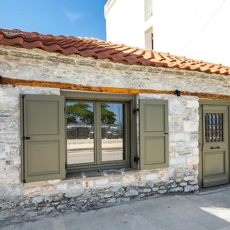 Alifadas 1836 Limenas  Buitenkant foto