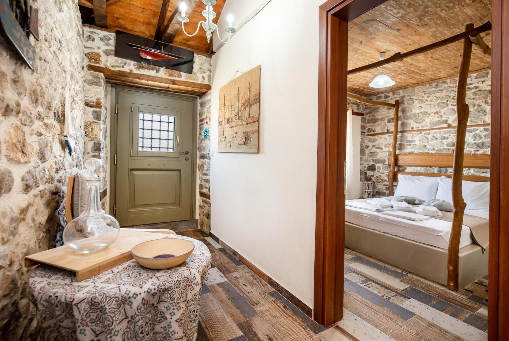 Alifadas 1836 Limenas  Buitenkant foto